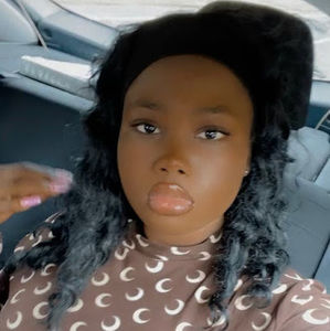 Meet your Posher, Grace